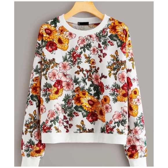 Tops - 🌼🎉HP🎉✨: Floral Print Drop Shoulder Pullover